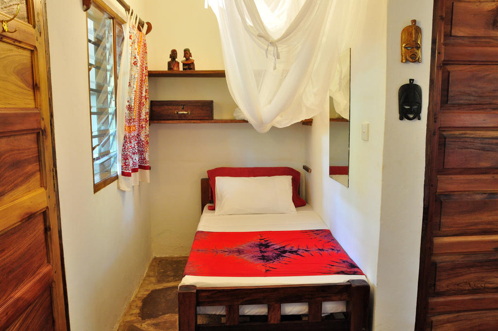 Hôtel Mimi Na Wewe...In Africa à Watamu Chambre photo