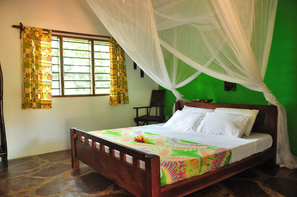 Hôtel Mimi Na Wewe...In Africa à Watamu Chambre photo