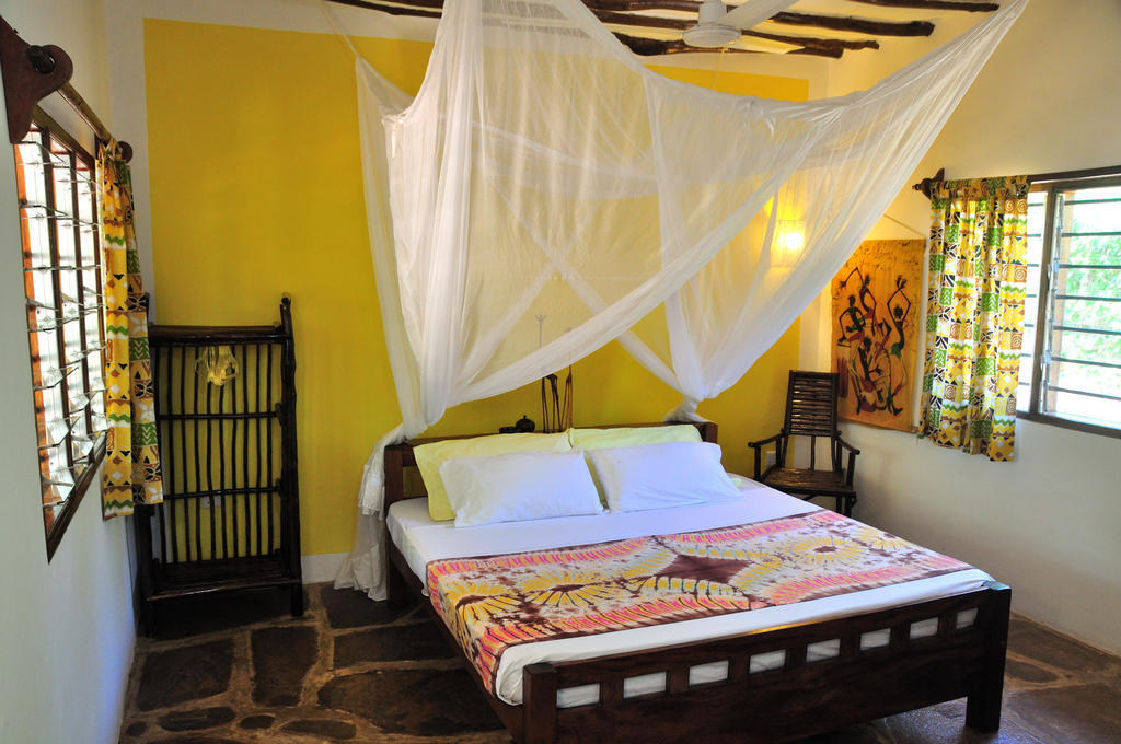 Hôtel Mimi Na Wewe...In Africa à Watamu Chambre photo