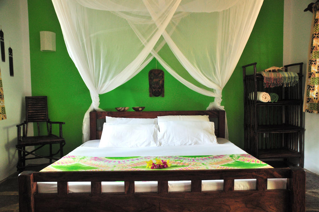 Hôtel Mimi Na Wewe...In Africa à Watamu Chambre photo