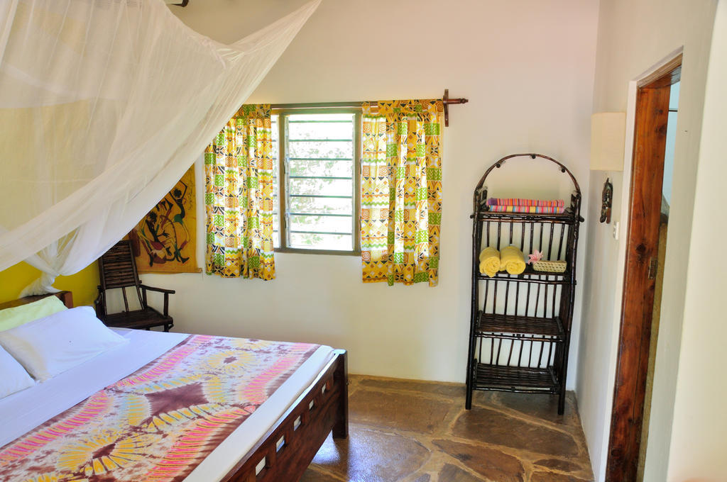 Hôtel Mimi Na Wewe...In Africa à Watamu Chambre photo